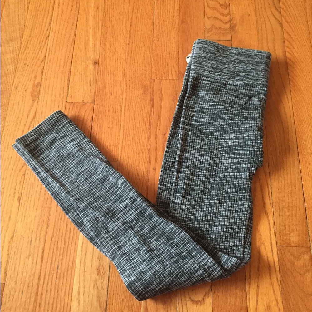 Leggings gray Great Quality Tummy control NWT - Picture 1 of 2